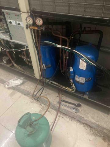 黃子沅 - 氣冷冰水機維修