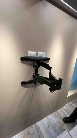 范范 - 餐廳手臂安裝（電視未上強圖）