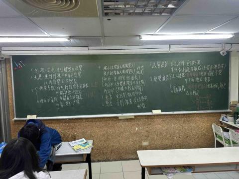 李冠霆 - 生物團班