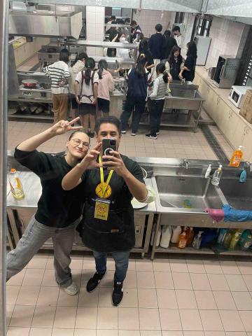 Spanish Mix - 準備煮飯喔