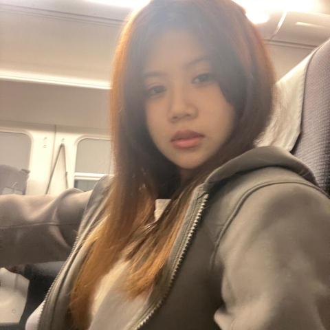 提供刮痧儀服務的專家芯儀