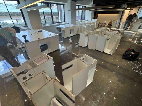 永亨達工程行 - 公司傢具組裝