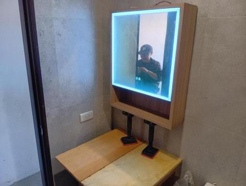 許耀文 - 鏡櫃安裝1-3