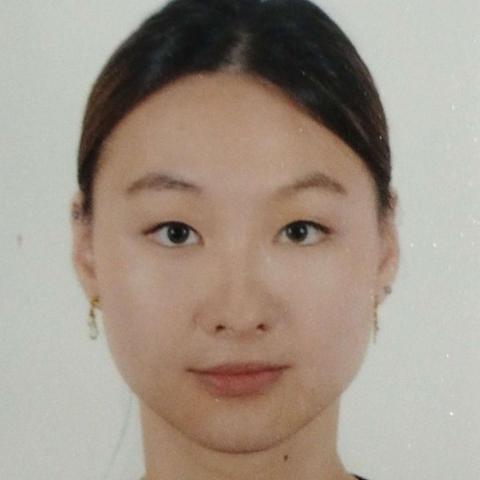 提供ielts服務的專家Lina 