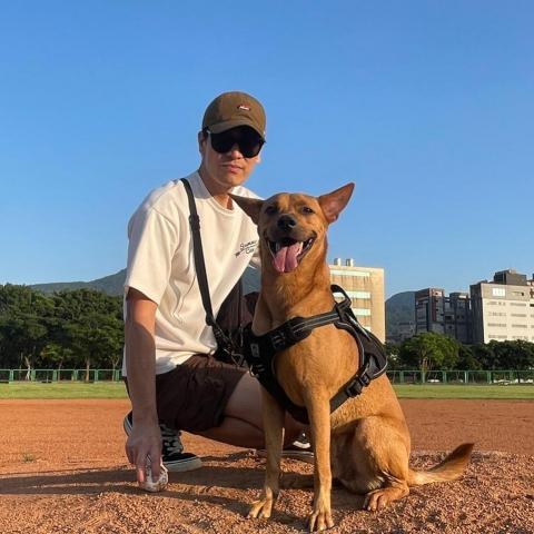 提供遛狗绳服務的專家Jose Wang