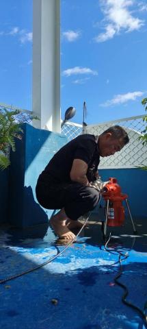 良寓水管企業社 - 雨排水管阻塞電動通管機疏通作業