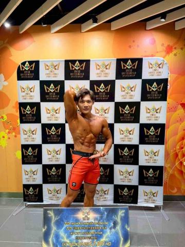 小吉uwsg&inba職業選手 - 