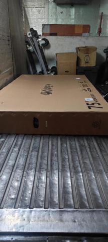 張廣勇 - 75 寸電視