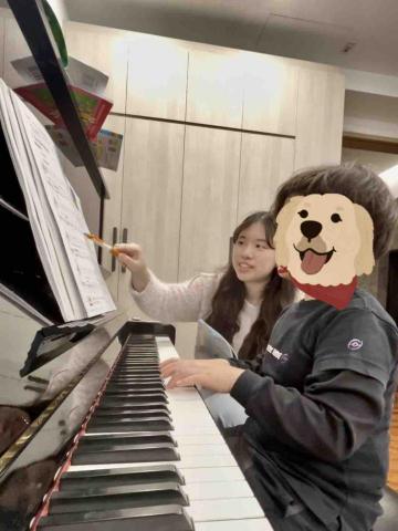 陳老師（小妤老師）&mdash;台中🎵鋼琴/小提琴/升學音樂班