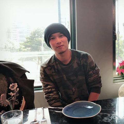 提供加入外送服務的專家何偉迪