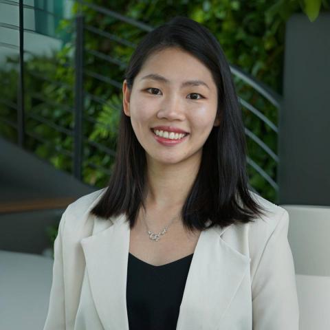 提供醫學服務的專家黃聖心