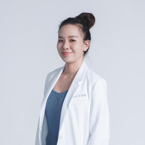 提供tabata熱量服務的專家莊雅祺