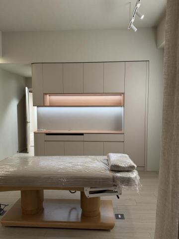 飛思空間設計 - 系統櫃設計、美容床選配