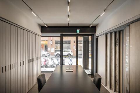 吾丘室內裝修設計有限公司 - 商業空間[精品磁磚店]