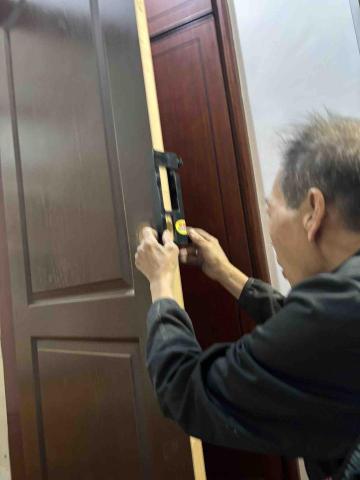 億年沙發企業社 - 更換門板