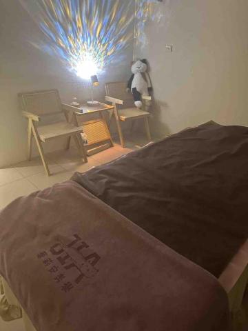 台南JIA躺平時刻&middot;孕婦按摩｜精油護膚｜深層筋絡｜尤妮鳳筋｜ - 雙人房