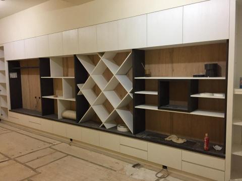 Albert Lee - 電視櫃ㄧ體