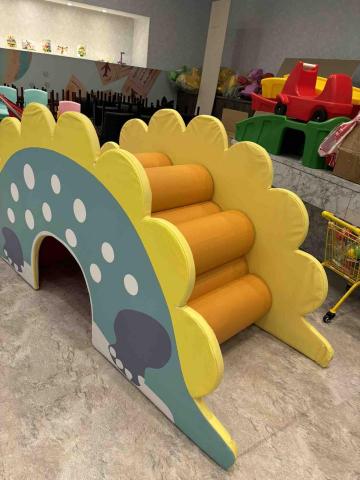 億年沙發企業社 - 幼稚園、溜滑梯維修換泡棉，完成✅