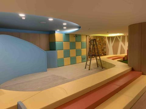 億年沙發&統包 - 完成✅繃布牆