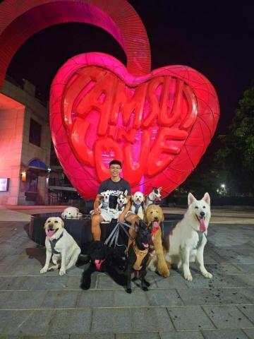 和狗🐶 - 淡水漁人碼頭！