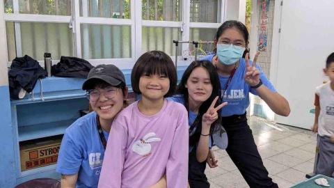 蔡品婕 - 提供光華國小小學生免費教學服務