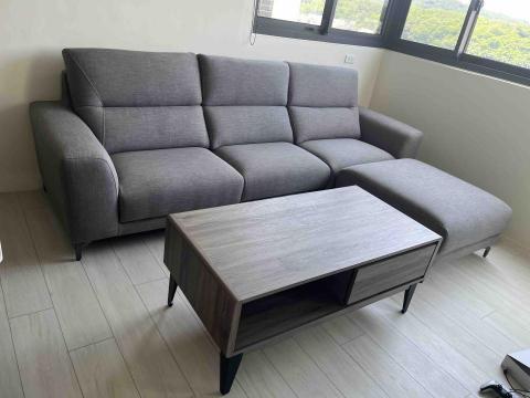 億年沙發企業社 - 政治沙發