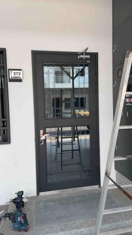 宥昌鋁門企業社 - 1樓大門