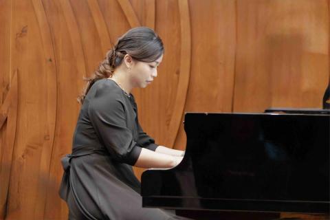 高雄長笛老師推薦怡萱老師&mdash;鋼琴/長笛/樂理