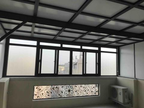 宥昌鋁門企業社 - 3樓陽台採光罩加氣密窗