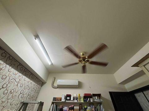 阿榮師父水電工程 - 12/20 太突然的訊息 好險（車上備有壓條）
         不然就好像缺少了什麼（看起來怪怪的）
         現場已完成壓條（忘記拍照了！）