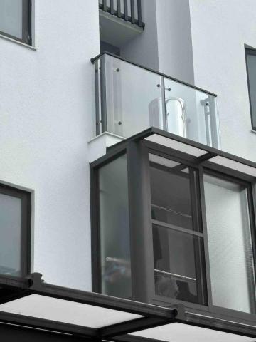 宥昌鋁門企業社 -  2樓陽台氣密窗