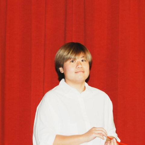 提供jlptn1例題服務的專家徐鳳吟