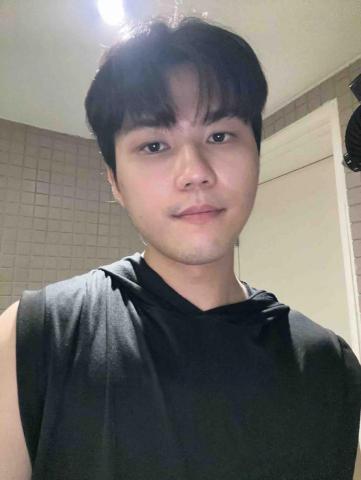 提供100元理髮服務的專家漢克