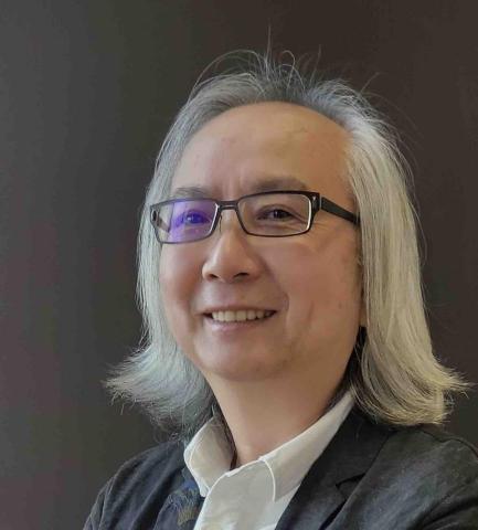 提供设计服務的專家Eric 坚