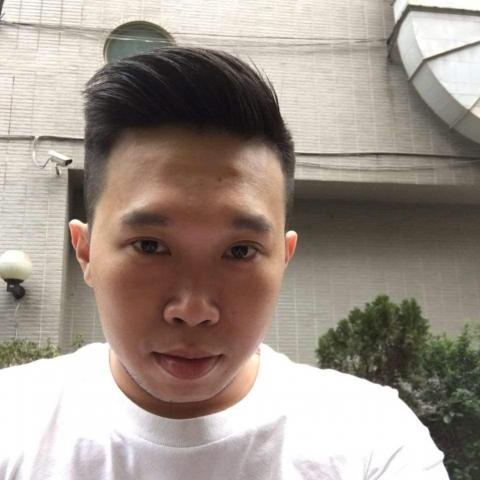 提供兼差服務的專家嘿嘿