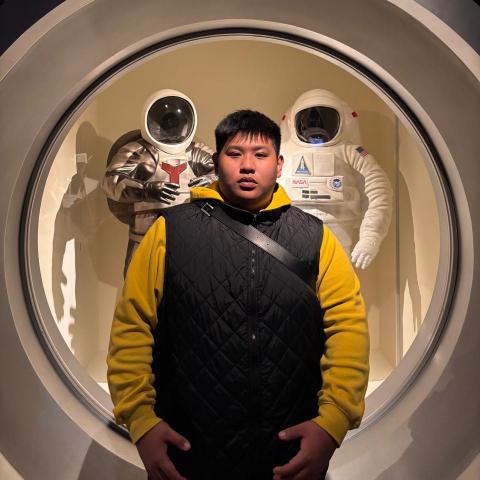 提供麻豆夜市服務的專家朱延凱