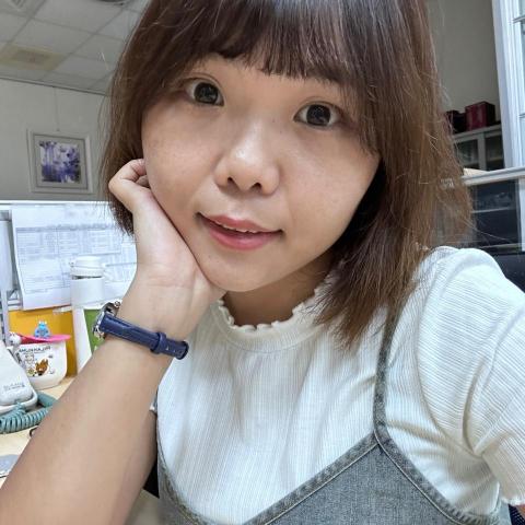 提供180服務的專家YI JIE自由接案者