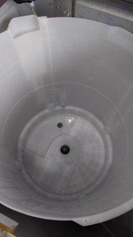 分離式冷氣、直立式洗衣機清潔保養-陳師傅 - 洗衣機外桶-清洗後