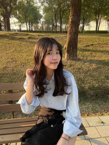 提供112數學a服務的專家李祐佳