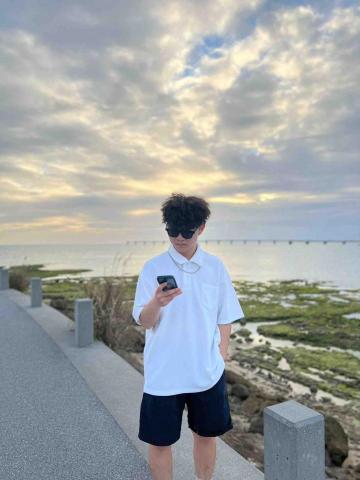 提供棒球比賽服務的專家張鄭權