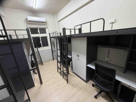 匠戶工作室 - 金屬床架宿舍
