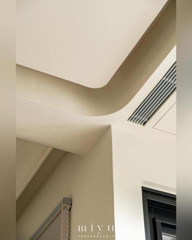 米寓室內裝修設計有限公司 - 弧度與光影交錯，搭配純粹的色調，打造細膩且柔和的層次感
