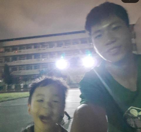 昀廷 足球教練 - 