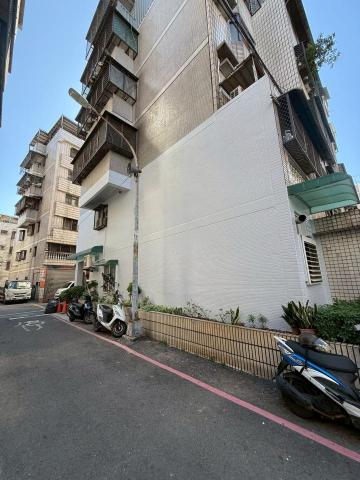 欣妮油漆 - 外牆防水施作後