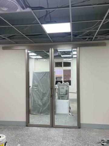 佳昇鋁門窗 - 施工後 1000型吊門