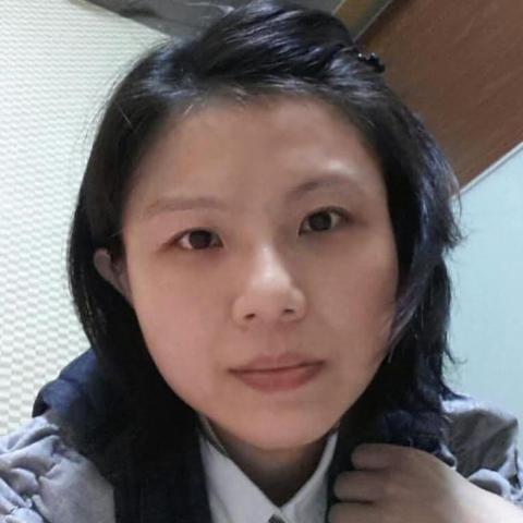 提供接送保姆服務的專家洪小姐