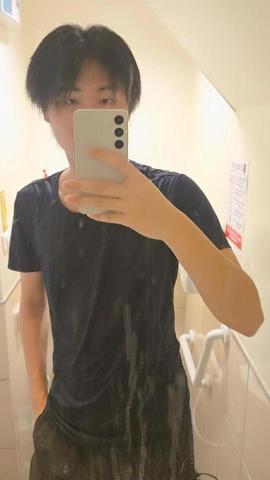 提供國文課服務的專家張宇澤