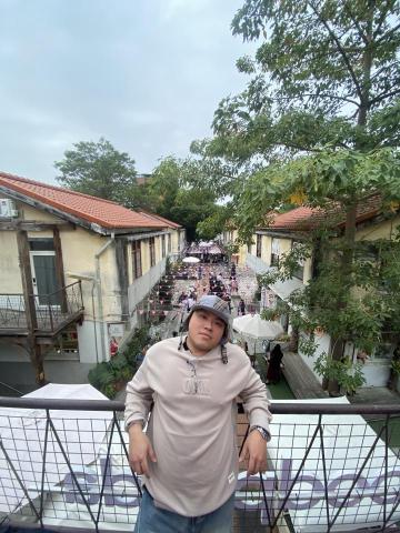 帆帆數學急救班 - 帥帥的自拍照＞＿<