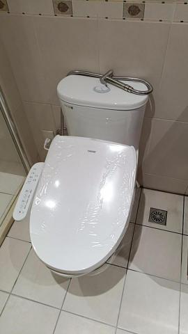 宇翊機電工程行 - 馬桶及免治馬桶座安裝完畢（處理完畢）