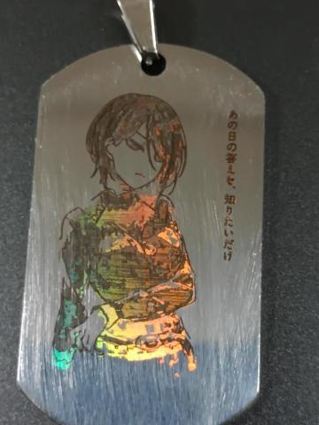 紫藤花雷雕工作室 - 根據角度變化不同色彩